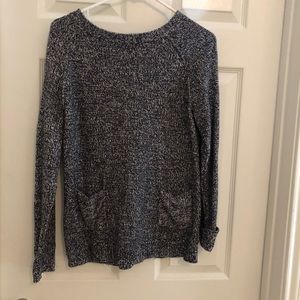 Gap sweater